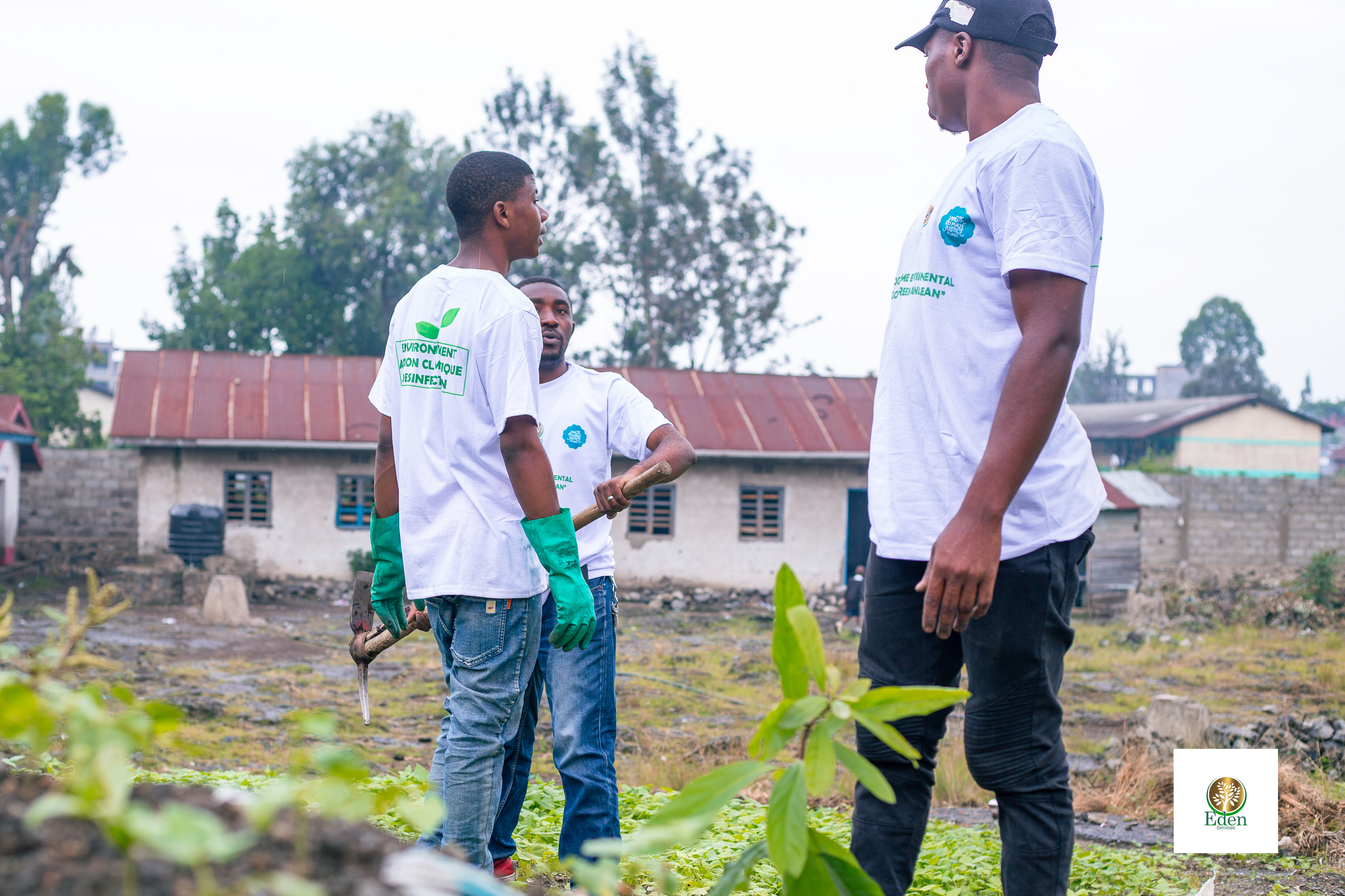 L'ECOLE PRIMAIRE KIBUMBA DIT OUI À LA RÉGÉNÉRATION VERTE