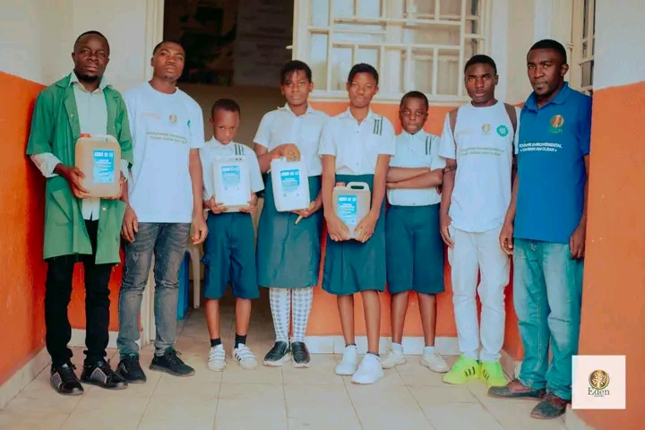 LE COMPLEXE SCOLAIRE CHILDREN VOICE BENEFICIE S'ENGAGE DANS LA PROMOTION DE L'ASSAINISSEMENT